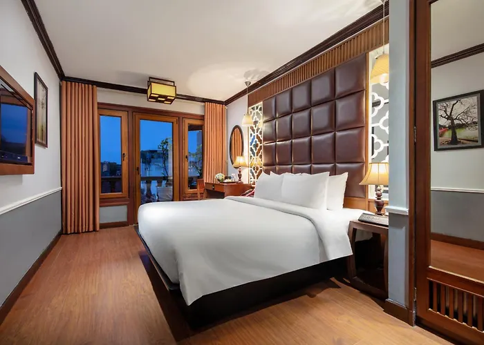 Classy Holiday Hotel & Spa Hà Nội